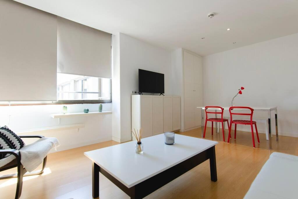 דירות מדריד Beautiful Flat A Stone'S Throw From The Retiro-Vill מראה חיצוני תמונה