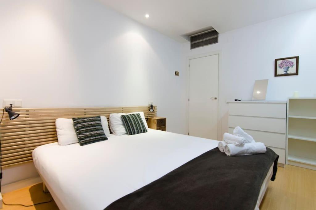 דירות מדריד Beautiful Flat A Stone'S Throw From The Retiro-Vill מראה חיצוני תמונה