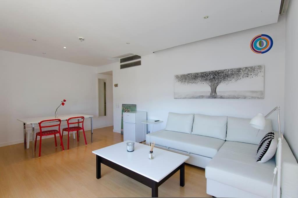 דירות מדריד Beautiful Flat A Stone'S Throw From The Retiro-Vill מראה חיצוני תמונה