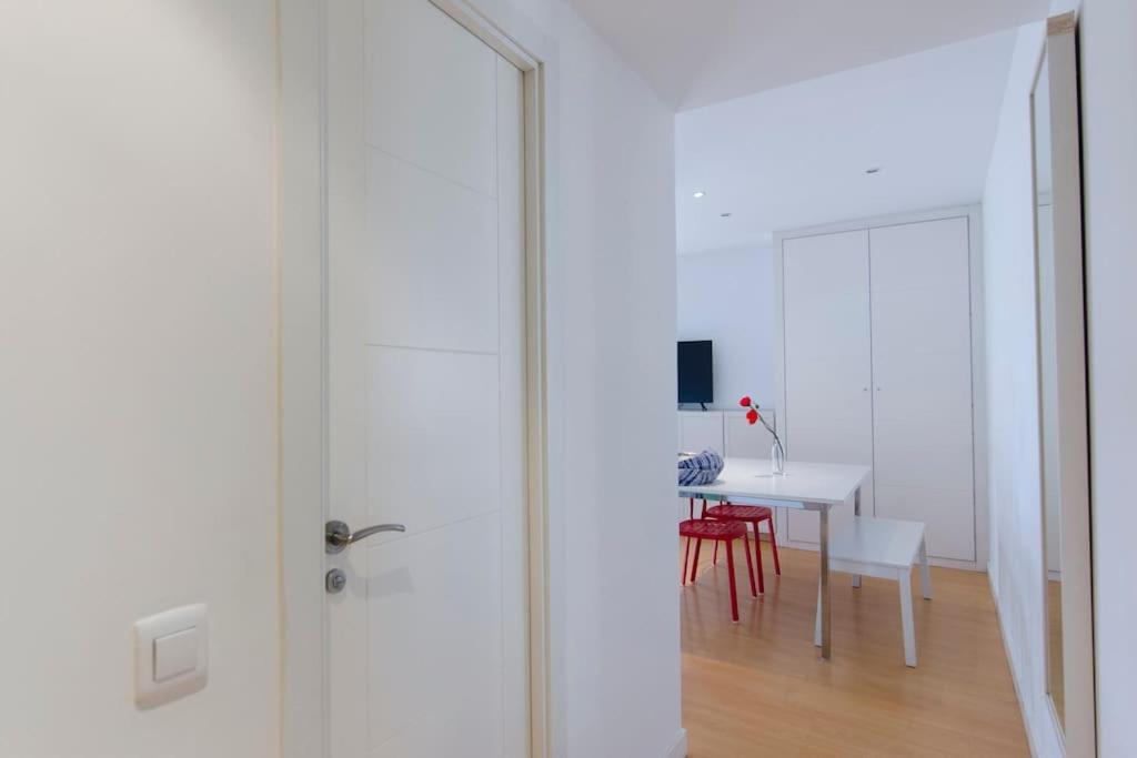 דירות מדריד Beautiful Flat A Stone'S Throw From The Retiro-Vill מראה חיצוני תמונה