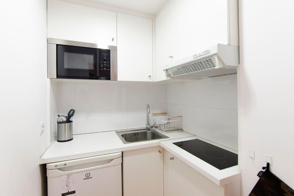 דירות מדריד Beautiful Flat A Stone'S Throw From The Retiro-Vill מראה חיצוני תמונה